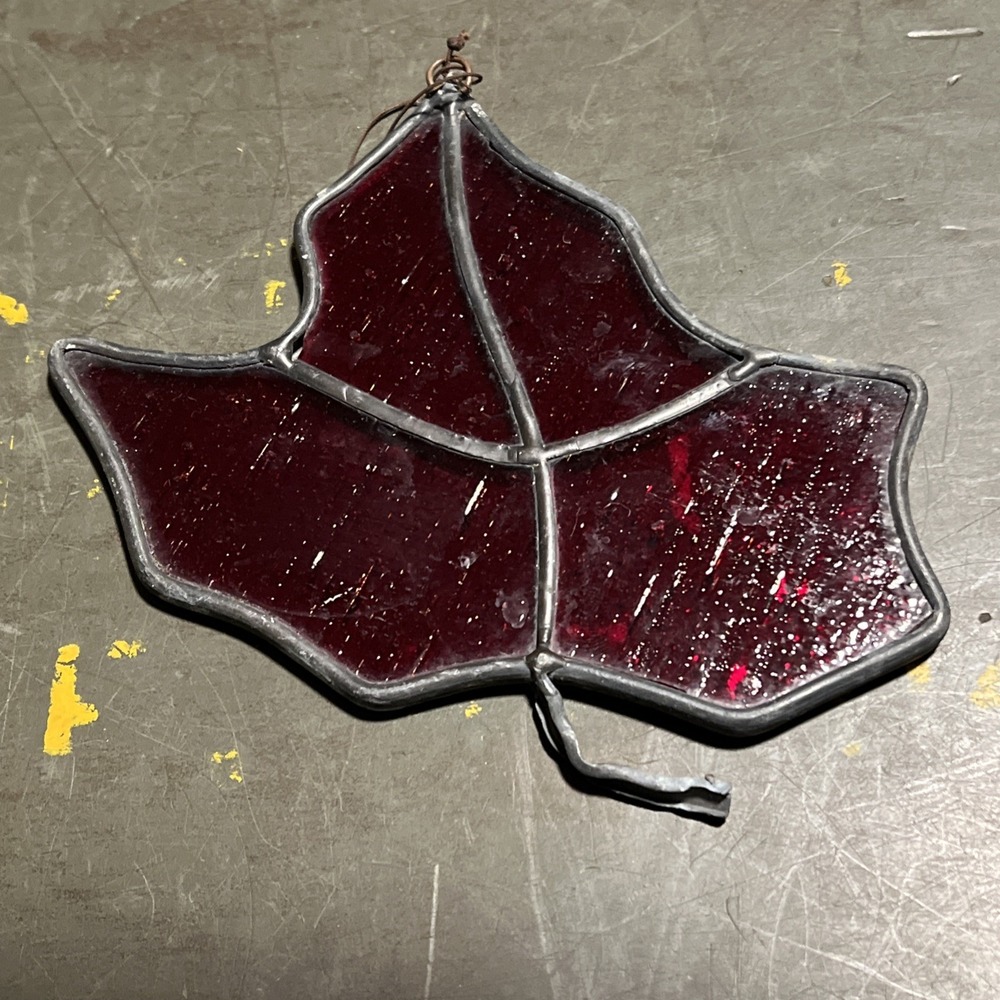 Vintage Handmade Leaded Stained Slag Glass Red Maple Leaf Suncatcher 5.5" TR10